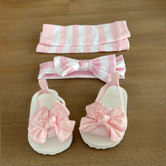 🎀  5 for $30 Baby Sandals, Bow and Calf Warmer Set Pink and White Stripes 0-3M - Picture 2 of 2